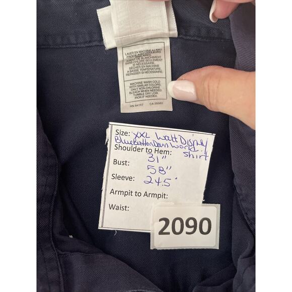 Walt Disney‎ World Shirt Mens XXL Blue Button Down Mickey Mouse White Logo - Picture 10 of 10